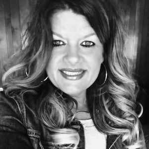 Meet your Posher, Kelli